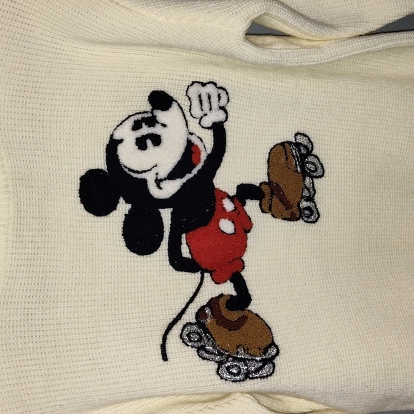 Vintage DISNEY PRODUCTIONS Boucle Roller skating Mickey Sweater size large - Picture 3 of 8